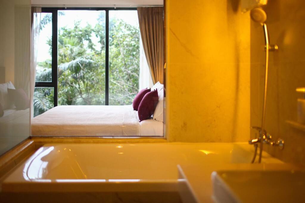 Specious Luxury 2 Bedrooms Apt. Chiang Mai Exterior photo