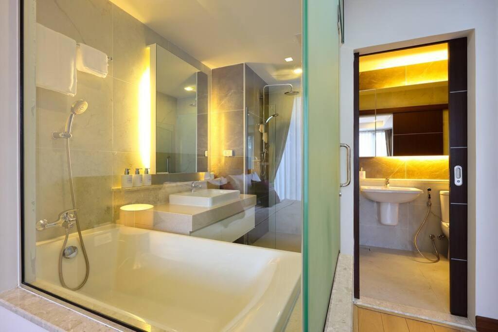 Specious Luxury 2 Bedrooms Apt. Chiang Mai Exterior photo