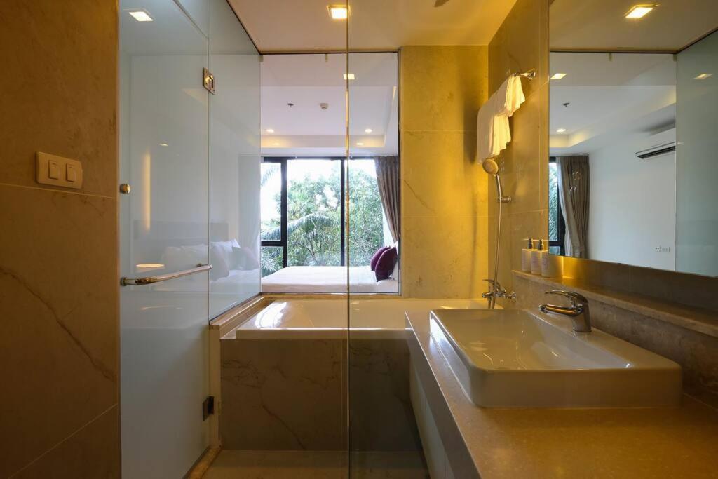 Specious Luxury 2 Bedrooms Apt. Chiang Mai Exterior photo