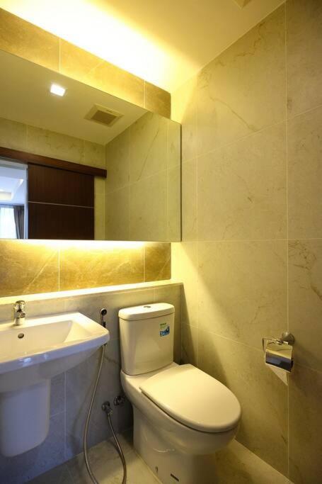 Specious Luxury 2 Bedrooms Apt. Chiang Mai Exterior photo